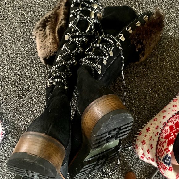 Lace up shearling lined fur trim bootsl - Picture 10 of 11